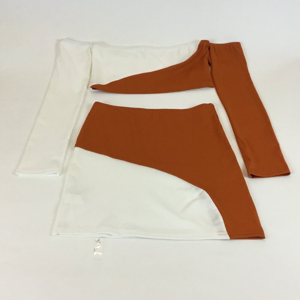 (NWOT) No Brand Orange/White 2pc